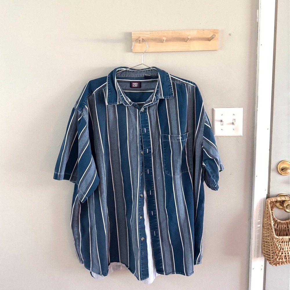 3X vintage faded glory top